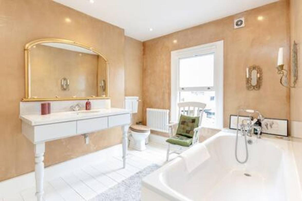 Appartamento Vauxhall 3 Bed House By Basetogo Londra
